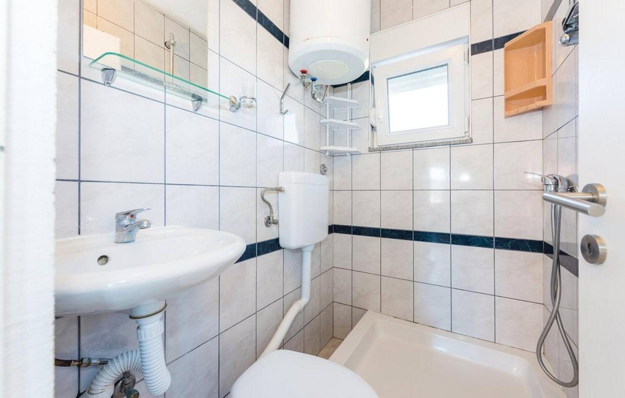 S&G Leko Apartmani Rogoznica 罗戈兹尼察 外观 照片
