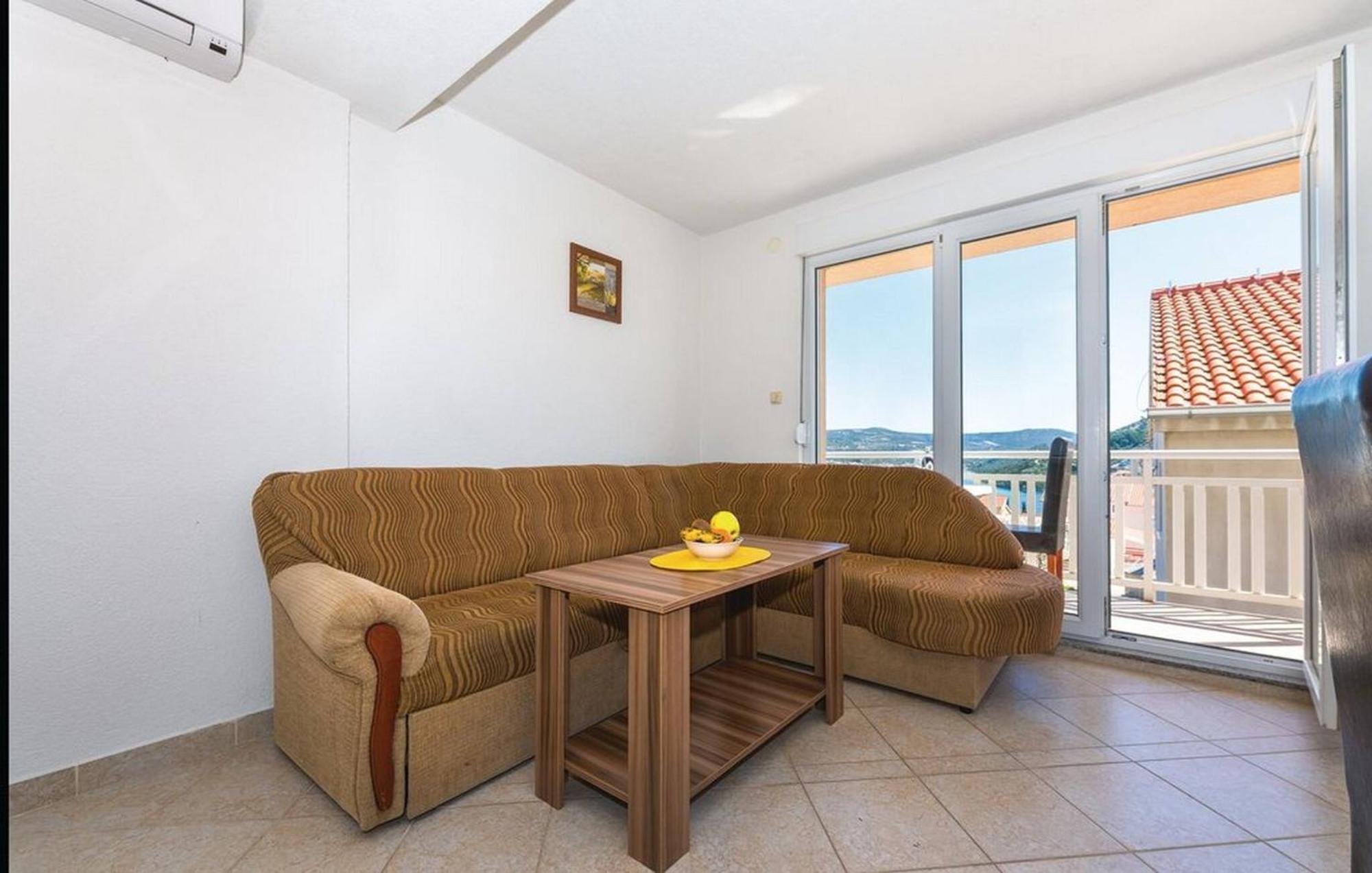 S&G Leko Apartmani Rogoznica 罗戈兹尼察 外观 照片